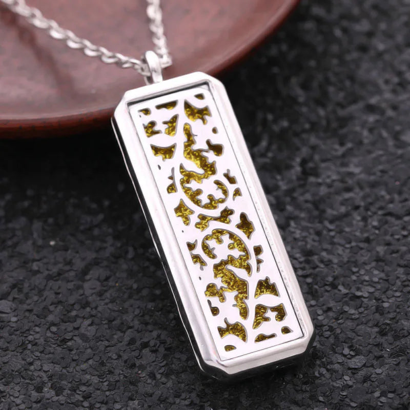 2025 New Glamour Aromatherapy Pendant Square Stainless Steel Necklace Essential oil Perfume Diffuser Locket Romantic Accessories