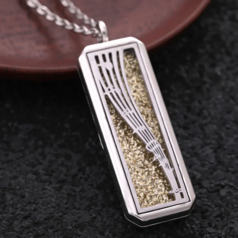 2025 New Glamour Aromatherapy Pendant Square Stainless Steel Necklace Essential oil Perfume Diffuser Locket Romantic Accessories