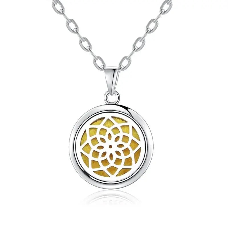 New Tree Of Life Aromatherapy Necklace Stainless Steel Essential Oil Diffuser Amulet Perfume Locket Pendant Women Jewelry Gift